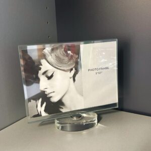 Glass 5 x 7 Rotating Photo Frame