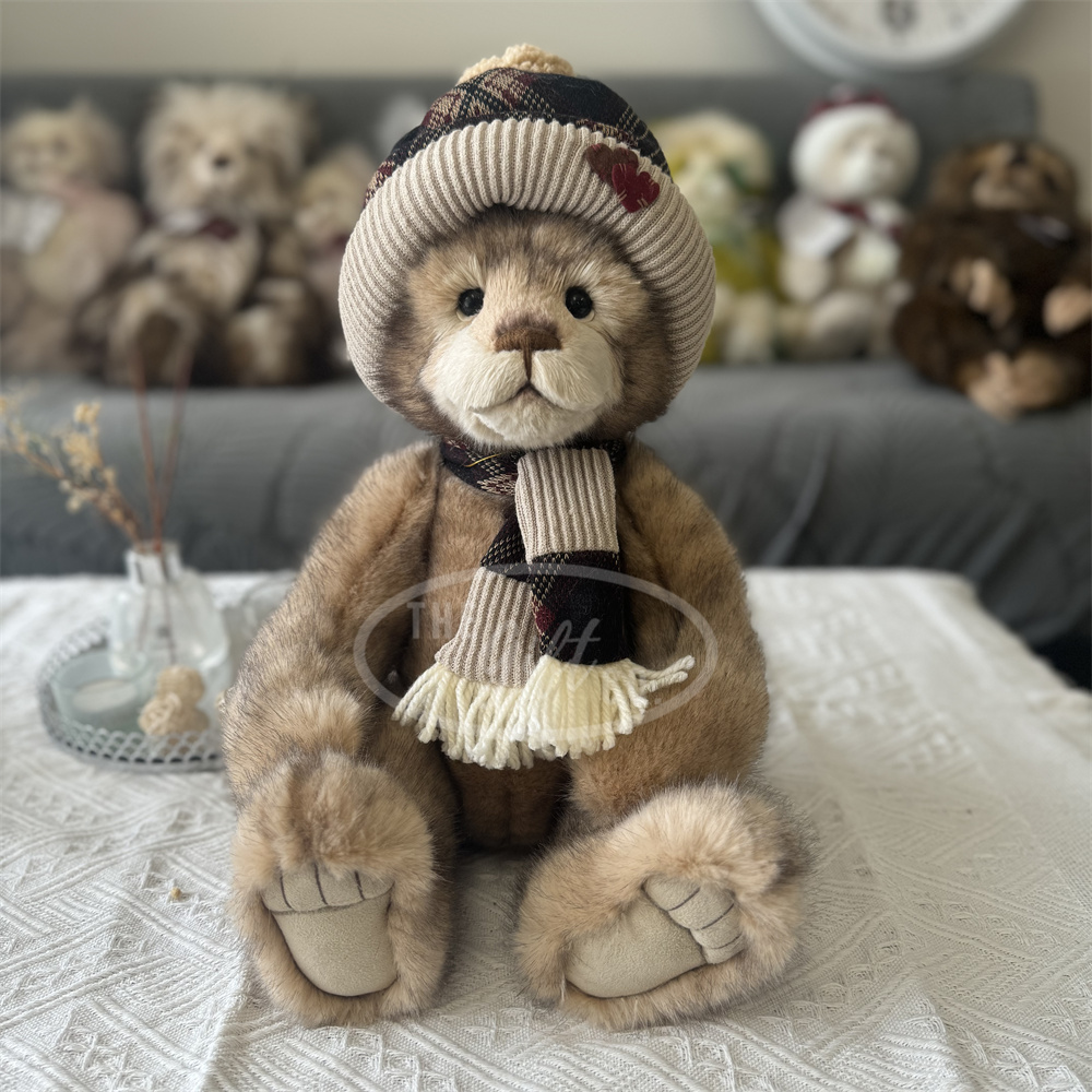 Charlie-Bears-Comfort-Cuddles-01.jpg