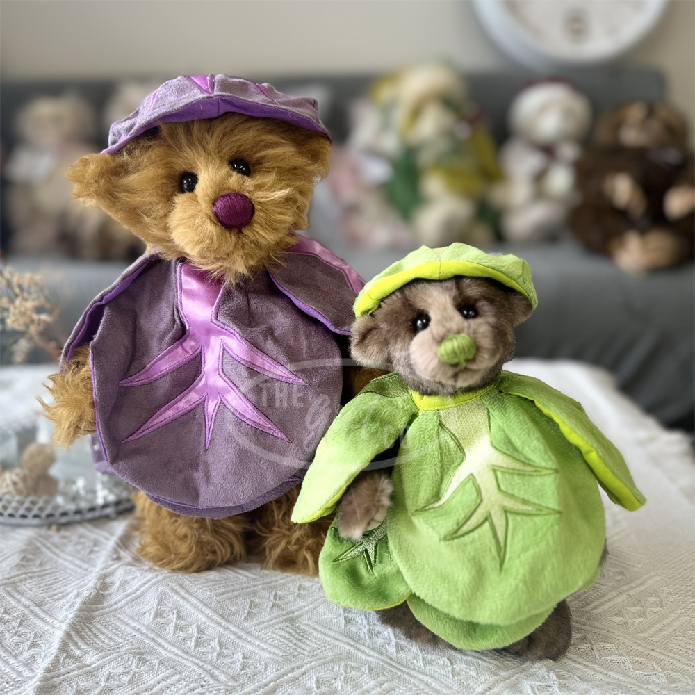 Charlie-Bears-Pickles-and-Gustus-01.jpg